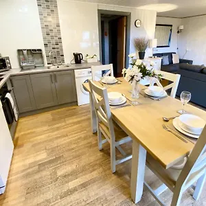 https://beech-lodge-4-hot-tub.yorkshirehotels.net